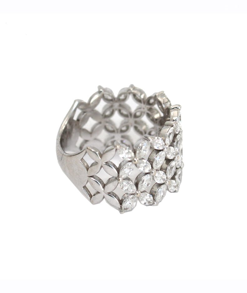 Ethereal Bloom - 18K White Gold and Diamonds Rings - Tess Van Ghert - 3