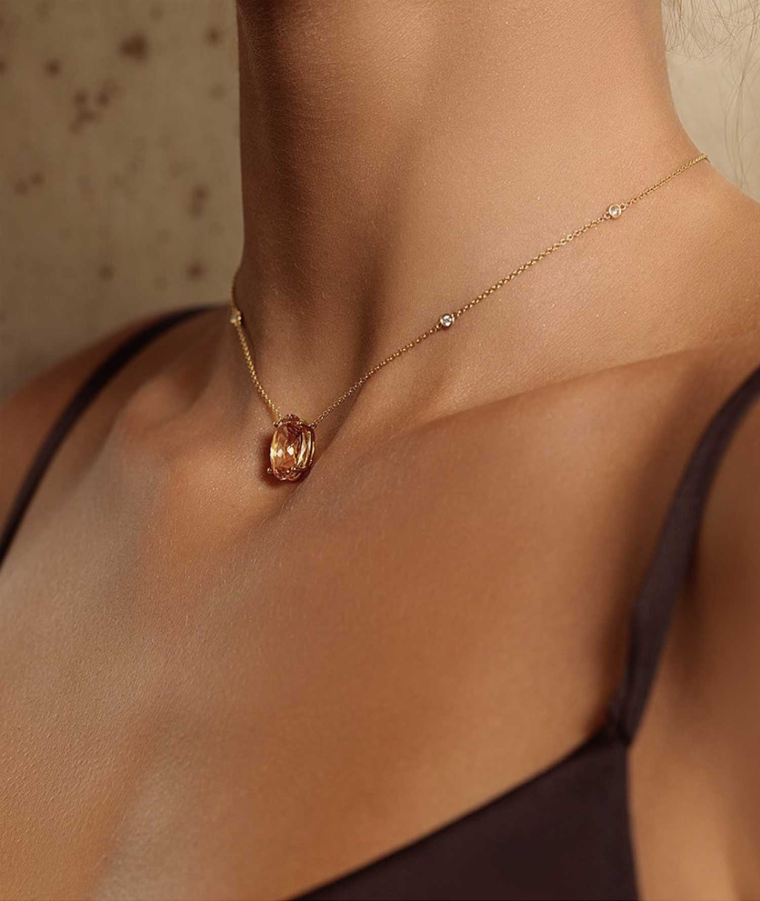 Peach Morganite - 18K gold and diamond necklace - Tess Van Ghert