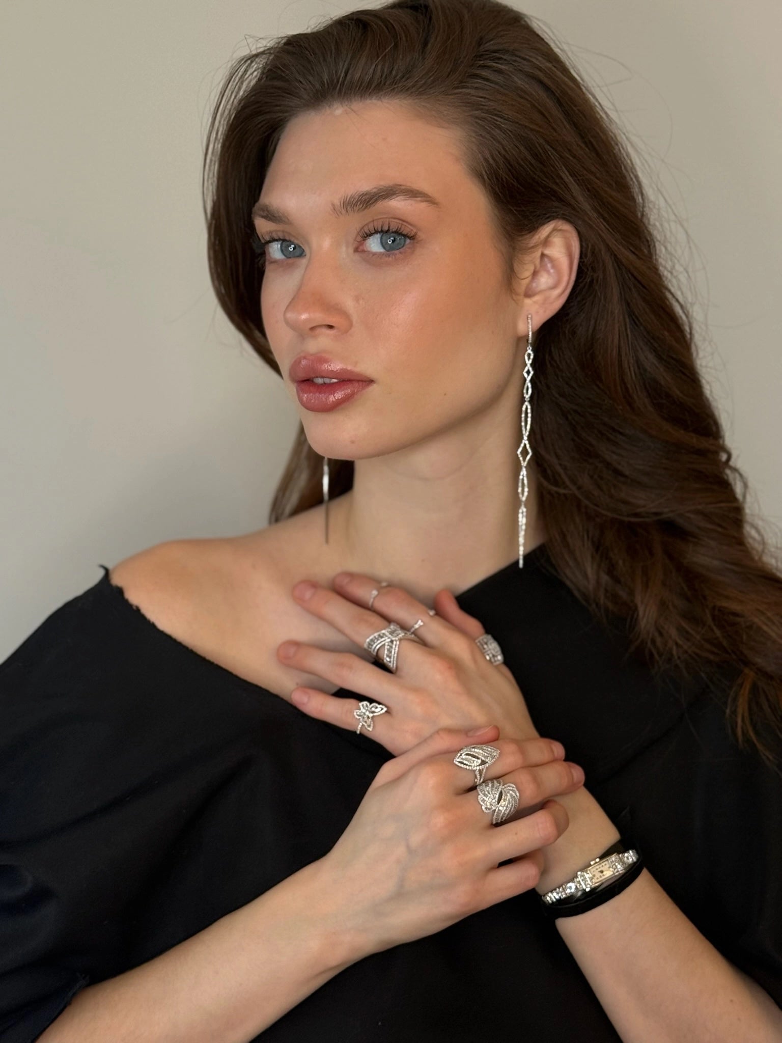 The Classic - Time is Priceless - Tess Van Ghert